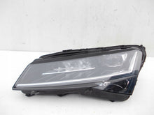 Laden Sie das Bild in den Galerie-Viewer, Frontscheinwerfer Skoda Superb III 3V1941015E LED Links Scheinwerfer Headlight SCH2843836944on