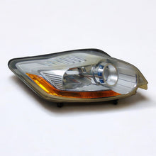 Laden Sie das Bild in den Galerie-Viewer, Frontscheinwerfer Ford Kuga 8V41-13D154-AD Xenon Rechts Scheinwerfer Headlight