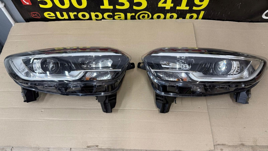 Frontscheinwerfer Renault Kadjar 260609857R 260101096R LED Ein Satz Headlight SCH7399104081ge