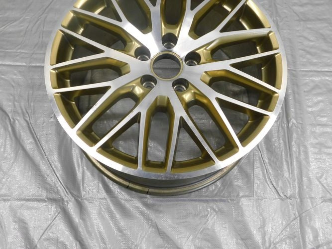 1x Alufelge 18 Zoll 8.0" 5x112 47ET Glanz Silber 8K0601025DA Audi A4 B8