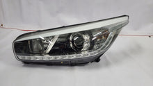 Load image into Gallery viewer, Frontscheinwerfer Kia Ceed Xenon Links Scheinwerfer Headlight