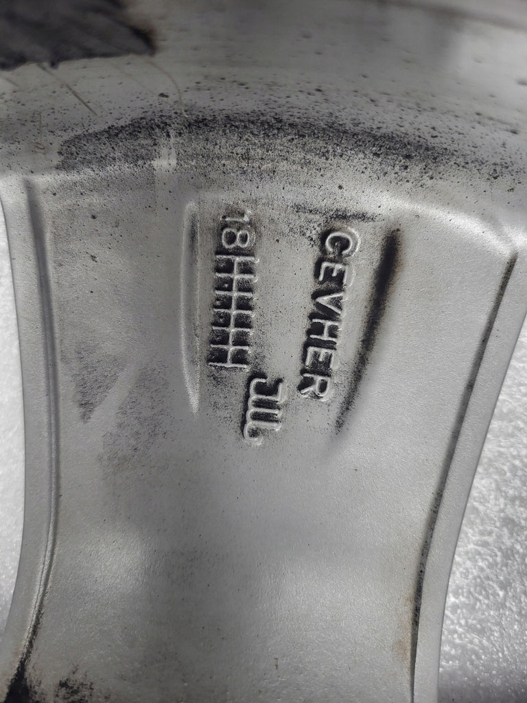 1x Alufelge 15 Zoll 6.0" 5x100 38ET Glanz Silber 6V0601025 Skoda Fabia Iii