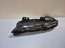 Laden Sie das Bild in den Galerie-Viewer, Frontscheinwerfer BMW 7 9879935 LED Links Scheinwerfer Headlight SCH2553076454uw