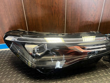 Load image into Gallery viewer, Frontscheinwerfer VW Tiguan 030113223200 571941005A 571941006A Ein Satz