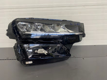 Load image into Gallery viewer, Frontscheinwerfer Skoda Karoq 57B941010 LED Rechts Scheinwerfer Headlight SCH2110911742wa