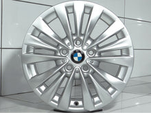 Laden Sie das Bild in den Galerie-Viewer, 4x Alufelge 16 Zoll 7.0" 5x112 52ET Silber 6855084 BMW F22 F45 1 F40 F46 FEL1040931903ti