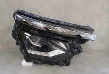 Laden Sie das Bild in den Galerie-Viewer, Frontscheinwerfer Skoda Kamiq 655941016C LED Rechts Scheinwerfer Headlight SCH7561283453bj