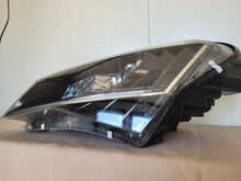 Laden Sie das Bild in den Galerie-Viewer, Frontscheinwerfer Skoda Superb III 3V1941015B Xenon Links Scheinwerfer Headlight