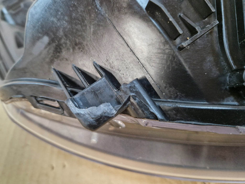 Frontscheinwerfer Ford Focus 8M51-13D155-CF Xenon Links Scheinwerfer Headlight SCH9427778028ng
