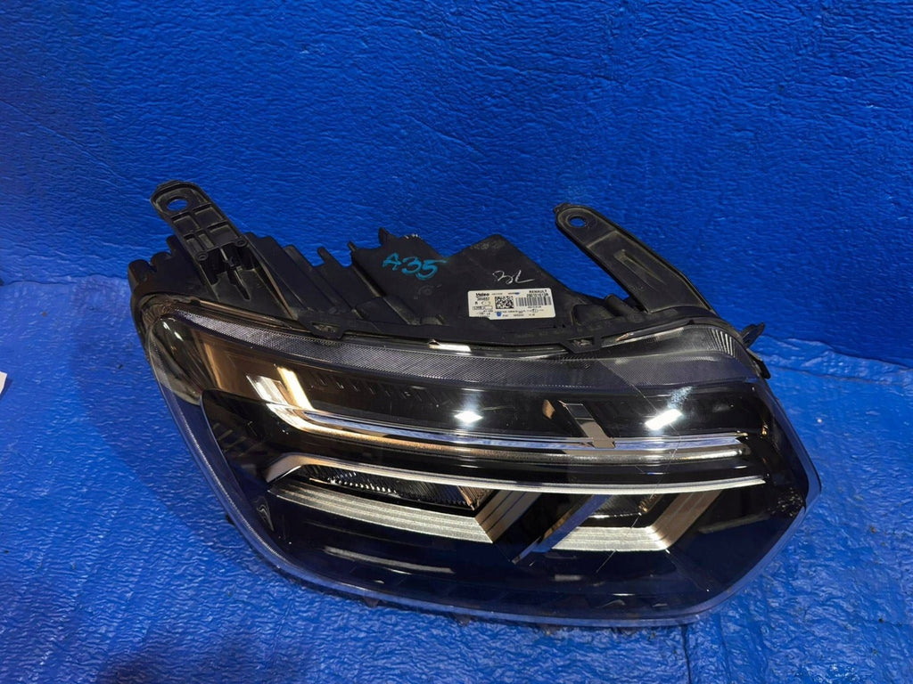 Frontscheinwerfer Dacia Duster 260101613R Rechts Scheinwerfer Headlight SCH2912146503ox