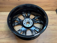 Laden Sie das Bild in den Galerie-Viewer, 1x Alufelge 18 Zoll 7.0" 5x114.3 45ET Glanz Graphit 9965787080 Mazda Cx30 Cx-30 FEL6016763317nf
