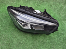 Laden Sie das Bild in den Galerie-Viewer, Frontscheinwerfer Mercedes-Benz W247 A2479062603 LED Rechts Headlight SCH6982045670my