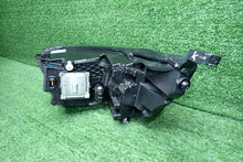 Laden Sie das Bild in den Galerie-Viewer, Frontscheinwerfer Renault Trafic 260102899R Rechts Scheinwerfer Headlight SCH6409725714ck