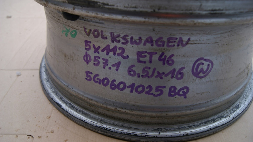 1x Alufelge 16 Zoll 6.5" 5x112 46ET Glanz Silber 5G0601025BQ VW Golf I Rim Wheel FEL2321535584pb