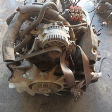 Laden Sie das Bild in den Galerie-Viewer, Motor Ford Fiesta II Fbd 4.0 97PS 71kW Benzin Engine Unkomplett MOT4532426043gs