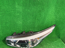 Laden Sie das Bild in den Galerie-Viewer, Frontscheinwerfer Kia Ceed CSC24085 Links Scheinwerfer Headlight SCH3012114493pw