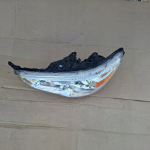 Laden Sie das Bild in den Galerie-Viewer, Frontscheinwerfer Mitsubishi Asx Links Scheinwerfer Headlight