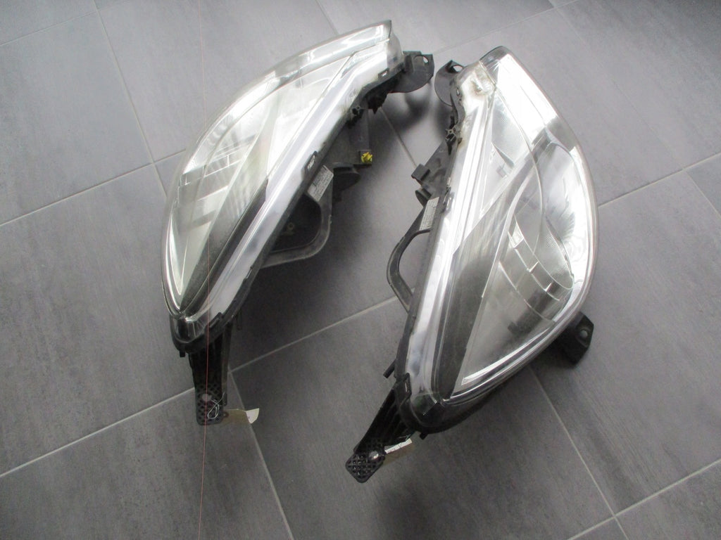 Frontscheinwerfer Citroën C3 II 9677033880 Ein Stück (Rechts oder Links)