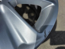 Load image into Gallery viewer, 1x Alufelge 15 Zoll 6.5" 5x100 34ET Glanz Silber 8X0601025 Audi A1 I Rim Wheel FEL9738147333jn