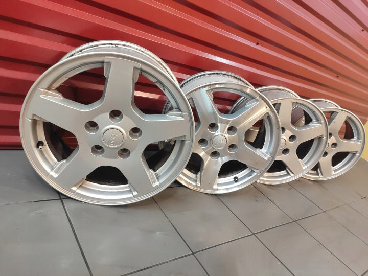 1x Alufelge 17 Zoll 7.5" 5x127 51ET Jeep Grand Cherokee III Wh Wk Rim Wheel FEL8905857386xs