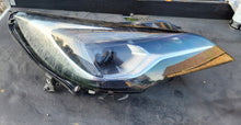 Laden Sie das Bild in den Galerie-Viewer, Frontscheinwerfer Opel Astra B16 39023763 Full LED Rechts Scheinwerfer Headlight SCH8053280673gw