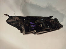 Load image into Gallery viewer, Frontscheinwerfer Toyota Yaris Links Scheinwerfer Headlight