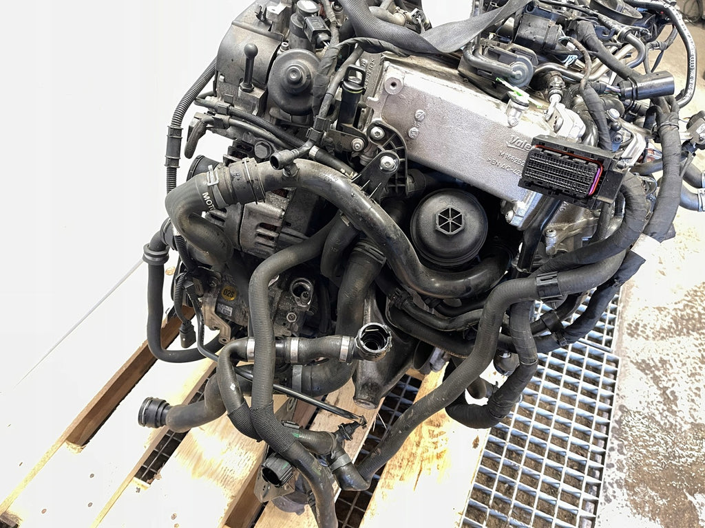 Motor Audi A4 B9 DETA 2.0 TDI 190PS 140kW 156TKm 2016 Diesel Engine Komplett