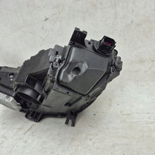 Laden Sie das Bild in den Galerie-Viewer, Frontscheinwerfer Audi A4 B9 8W0941034D Full LED Rechts Scheinwerfer Headlight
