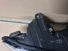 Laden Sie das Bild in den Galerie-Viewer, Frontscheinwerfer Volvo Xc90 32228689 LED Rechts Scheinwerfer Headlight