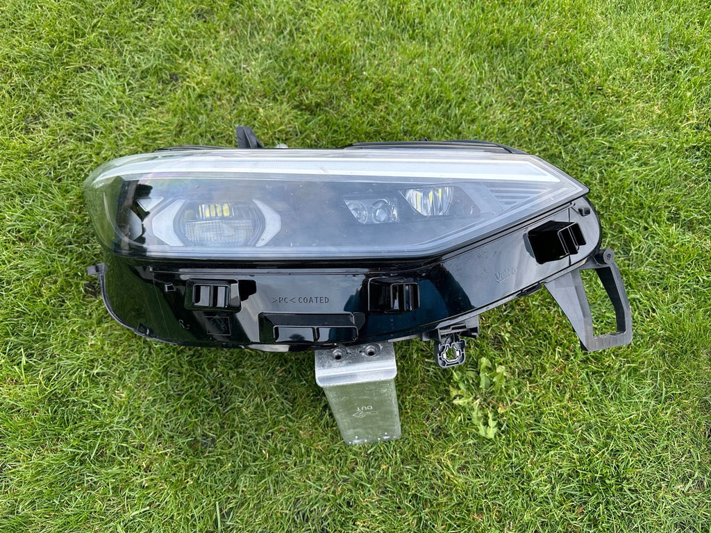Frontscheinwerfer VW 14B941036B LED Rechts Scheinwerfer Headlight SCH5611128918sk