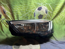Laden Sie das Bild in den Galerie-Viewer, Frontscheinwerfer Opel Crossland 13467967 Full LED Links Scheinwerfer Headlight SCH7236564239cy