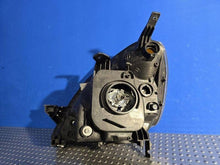 Laden Sie das Bild in den Galerie-Viewer, Frontscheinwerfer Honda Cr-V Crv I II 33100-SCA-G010-M1 Rechts Headlight SCH5124482696fc