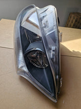 Laden Sie das Bild in den Galerie-Viewer, Frontscheinwerfer Mercedes-Benz Vito W447 A4479067700 1EL01128417 Links SCH7653846273wk