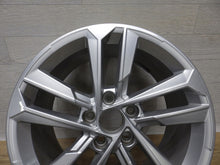 Load image into Gallery viewer, 1x Alufelge 17 Zoll 8.0&quot; 5x112 46ET Glanz Silber 8Y0601025E Audi A3 Rim Wheel