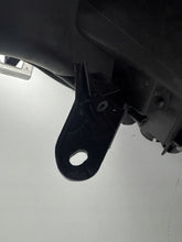 Laden Sie das Bild in den Galerie-Viewer, Frontscheinwerfer Toyota V 2456677 Rechts Scheinwerfer Headlight SCH2571847987os