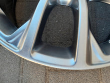 Laden Sie das Bild in den Galerie-Viewer, 1x Alufelge 17 Zoll 7.0" 5x110 41ET Glanz Silber Jeep Rim Wheel FEL4789592242vw