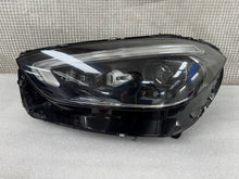 Laden Sie das Bild in den Galerie-Viewer, Frontscheinwerfer Mercedes-Benz W206 A2069067903 Full LED Links Headlight SCH2734886878pd