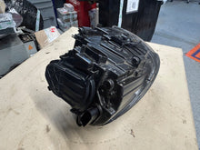 Laden Sie das Bild in den Galerie-Viewer, Frontscheinwerfer Porsche Cayenne 7P5941031CF Links Scheinwerfer Headlight SCH3738888742bq
