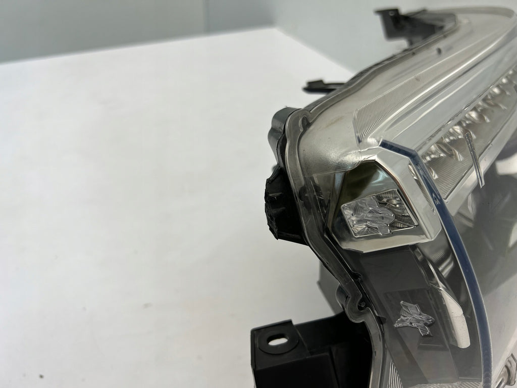 Frontscheinwerfer Toyota Hilux VIII LED Links Scheinwerfer Headlight