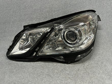 Laden Sie das Bild in den Galerie-Viewer, Frontscheinwerfer Mercedes-Benz W212 A2128200939-E Xenon Links Headlight SCH8075133114fg