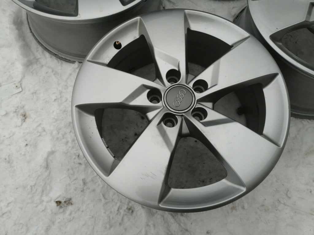 4x Alufelge 17 Zoll 7.0" 5x112 47ET Silber 8S0601025J Audi A6 A4 Rim Wheel FEL5219278112up