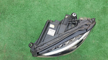 Laden Sie das Bild in den Galerie-Viewer, Frontscheinwerfer Mercedes-Benz W205 A2059068701 030128423104 LED Links SCH6351305967bp