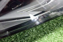 Laden Sie das Bild in den Galerie-Viewer, Frontscheinwerfer Audi A1 82A941034D 2021 Rechts Scheinwerfer Headlight SCH2436149064hy