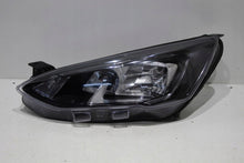 Laden Sie das Bild in den Galerie-Viewer, Frontscheinwerfer Ford Focus MX7B-13E015-CC LED Links Scheinwerfer Headlight