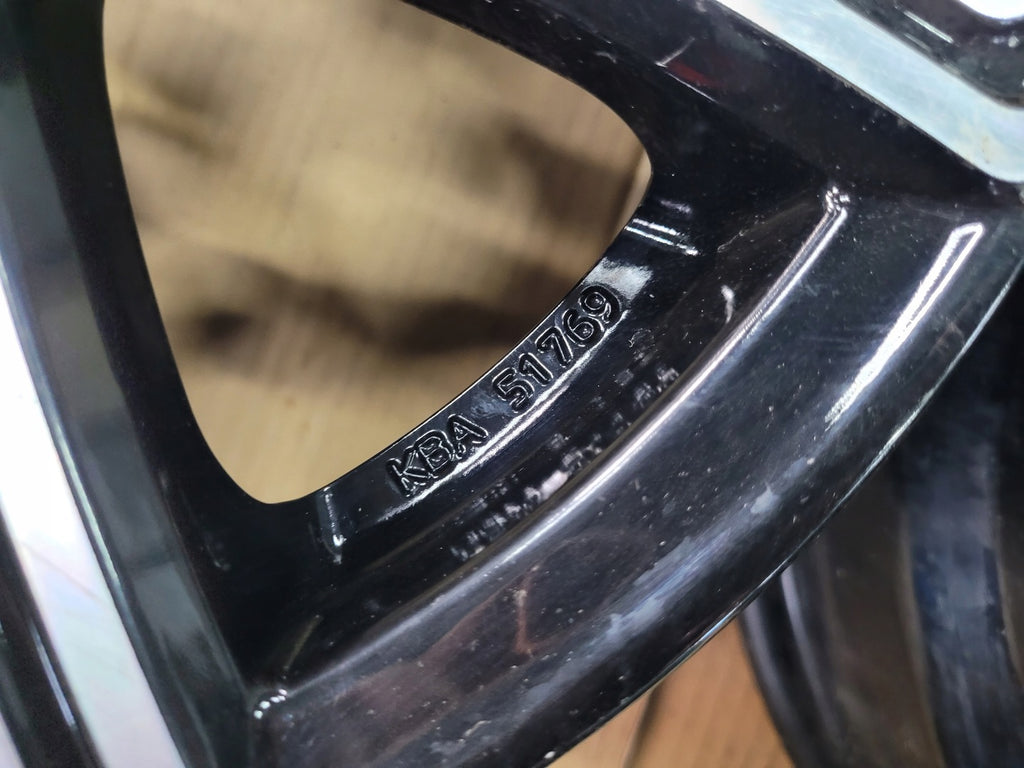 1x Alufelge 15 Zoll 6.0" 4x100 42ET KBA51769 Mitsubishi Space Star Rim Wheel