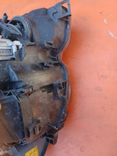 Laden Sie das Bild in den Galerie-Viewer, Frontscheinwerfer BMW Compact E46 0311330005 Xenon Links Scheinwerfer Headlight SCH6471762202zw