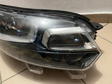 Load image into Gallery viewer, Frontscheinwerfer Citroën Jumpy Rechts Scheinwerfer Headlight SCH8044363760aw