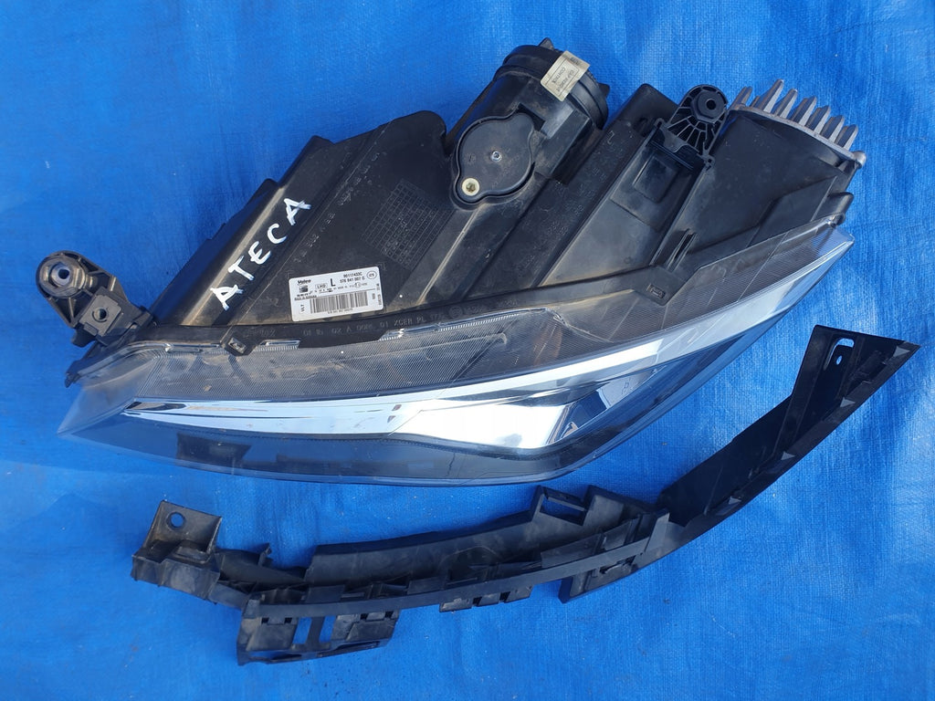 Frontscheinwerfer Seat Ateca 90117433C LED Links Scheinwerfer Headlight