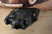 Laden Sie das Bild in den Galerie-Viewer, Frontscheinwerfer BMW X3 E83 6923858 Xenon Rechts Scheinwerfer Headlight SCH5119289058vu