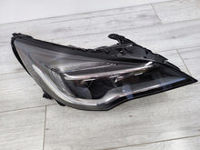 Laden Sie das Bild in den Galerie-Viewer, Frontscheinwerfer Opel Astra K 39158006 Rechts Scheinwerfer Headlight